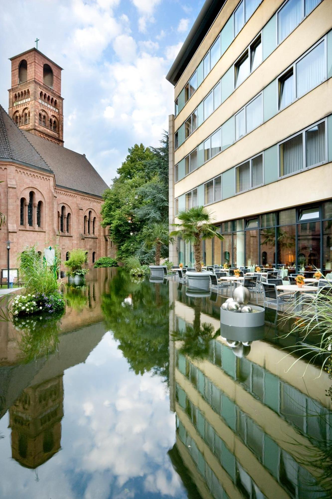 Mercure Hotel Plaza Essen Exterior foto